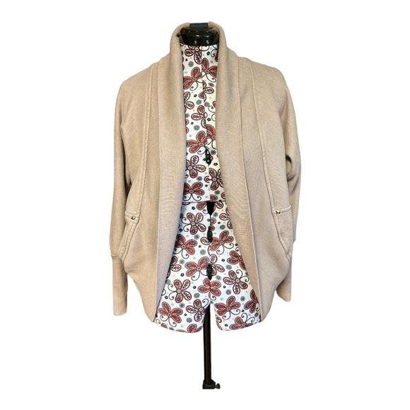 Wilfred Cardigan - Picture 4 of 10